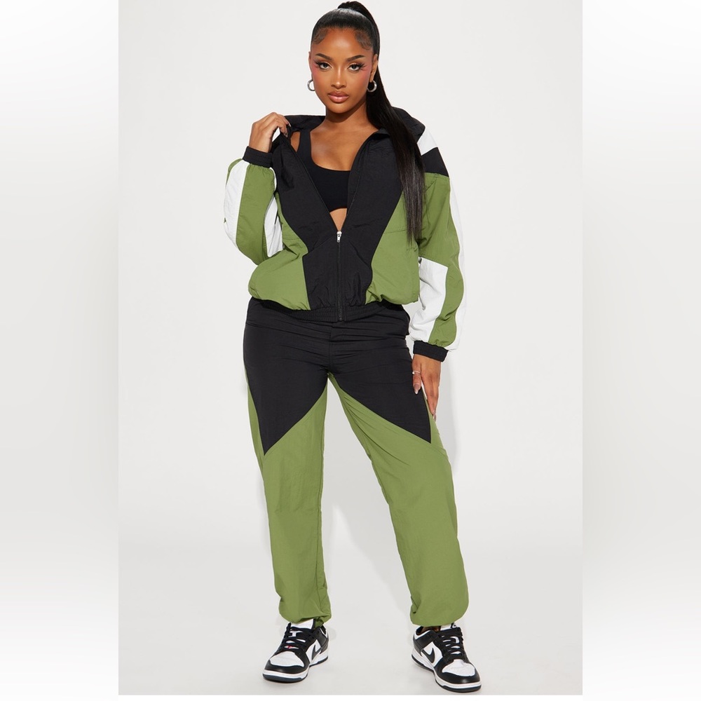 Windbreaker Pant Set